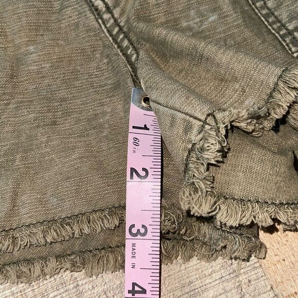 Free people raw hem shorts - Picture 7 of 9
